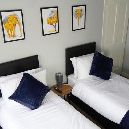 Portobello House - Four Bedroom House Perfect For Contractors - Sleeps 6 - Free Parking Wolverhampton Zewnętrze zdjęcie