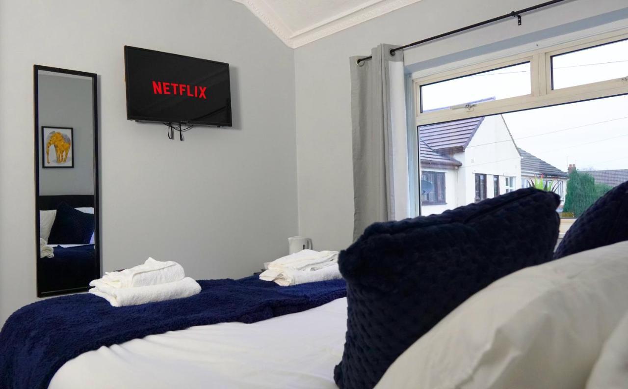 Portobello House - Four Bedroom House Perfect For Contractors - Sleeps 6 - Free Parking Wolverhampton Zewnętrze zdjęcie