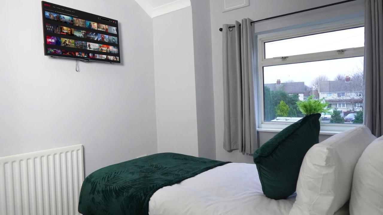 Portobello House - Four Bedroom House Perfect For Contractors - Sleeps 6 - Free Parking Wolverhampton Zewnętrze zdjęcie