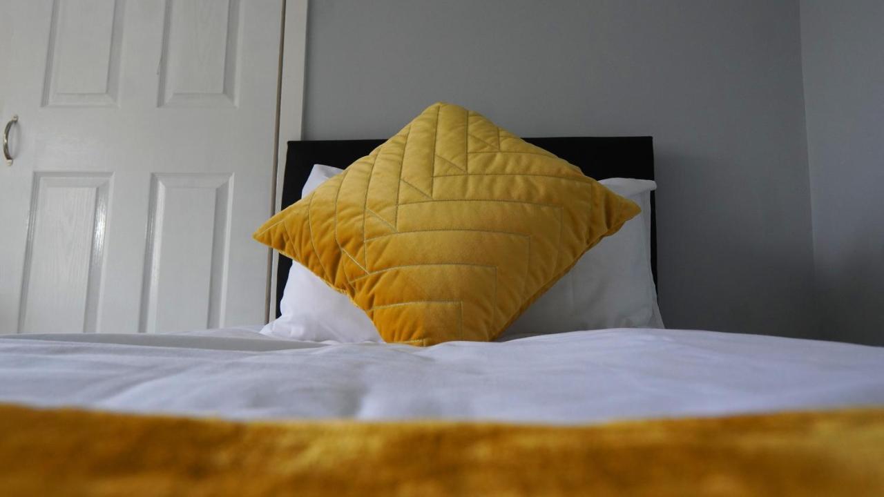 Portobello House - Four Bedroom House Perfect For Contractors - Sleeps 6 - Free Parking Wolverhampton Zewnętrze zdjęcie