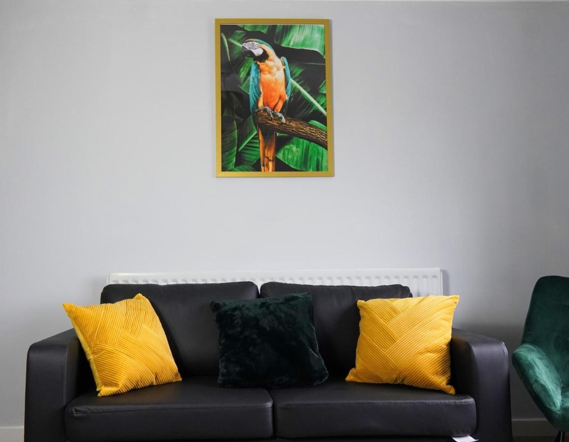Portobello House - Four Bedroom House Perfect For Contractors - Sleeps 6 - Free Parking Wolverhampton Zewnętrze zdjęcie