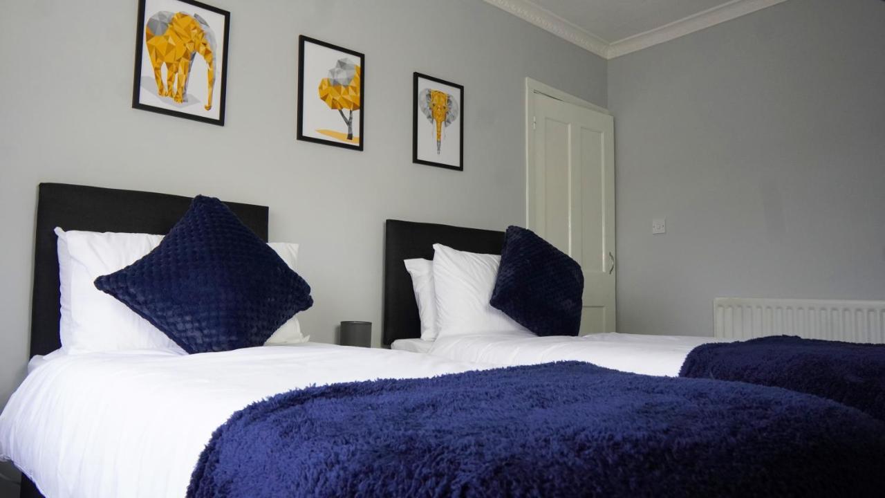 Portobello House - Four Bedroom House Perfect For Contractors - Sleeps 6 - Free Parking Wolverhampton Zewnętrze zdjęcie
