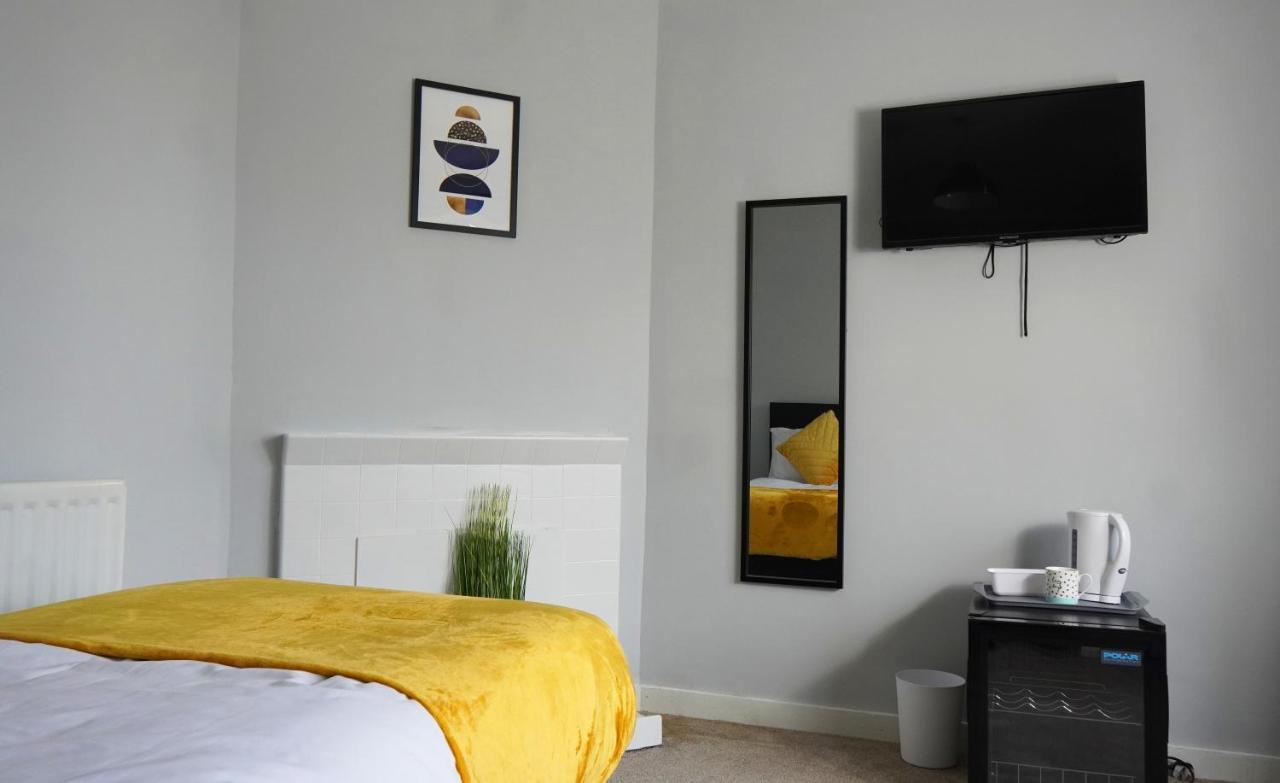 Portobello House - Four Bedroom House Perfect For Contractors - Sleeps 6 - Free Parking Wolverhampton Zewnętrze zdjęcie